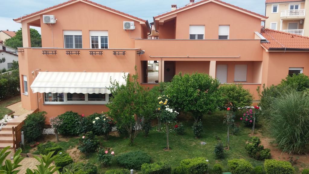 Apartments Meri Ližnjan Zewnętrze zdjęcie